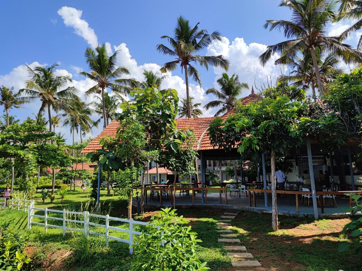 Pura Vida Varkala Hotell Eksteriør bilde